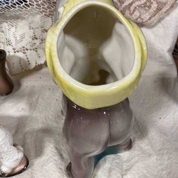 Vintage Royal Copley Circus Elephant with Ball Planter - Picture 4 of 4